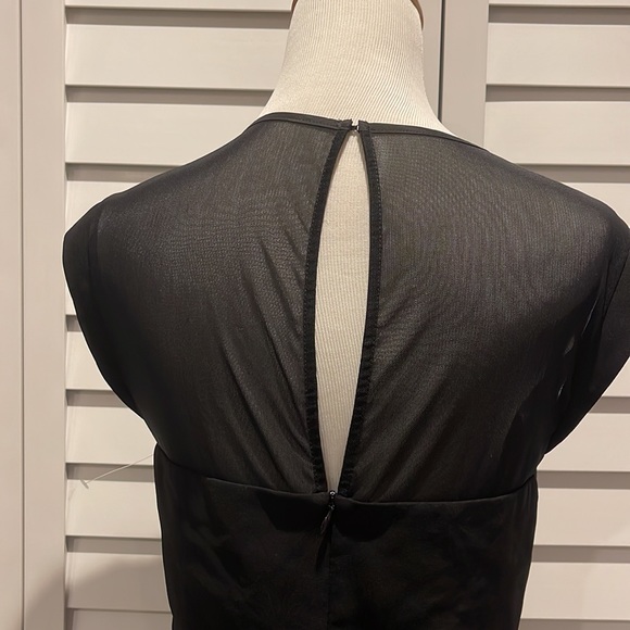 Express Black Cocktail in EUC with mesh fabric. - Picture 7 of 7